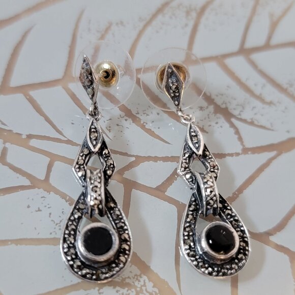 Vintage Silver Earrings Filigree Drop Dangle With Black Gem Sparkly - Picture 3 of 6